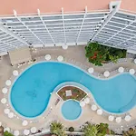 Ona Palm 3*