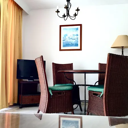 Apart Otel Palm - Excel &
